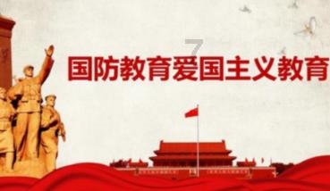 胸外科医生在饭店就餐被卡住，关键时刻后桌男孩救了他一命