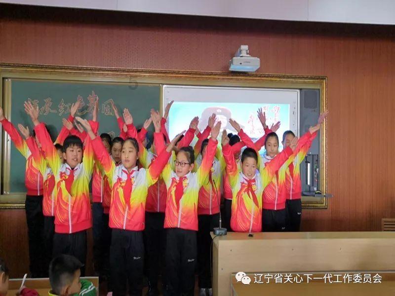 逃出灰绿房